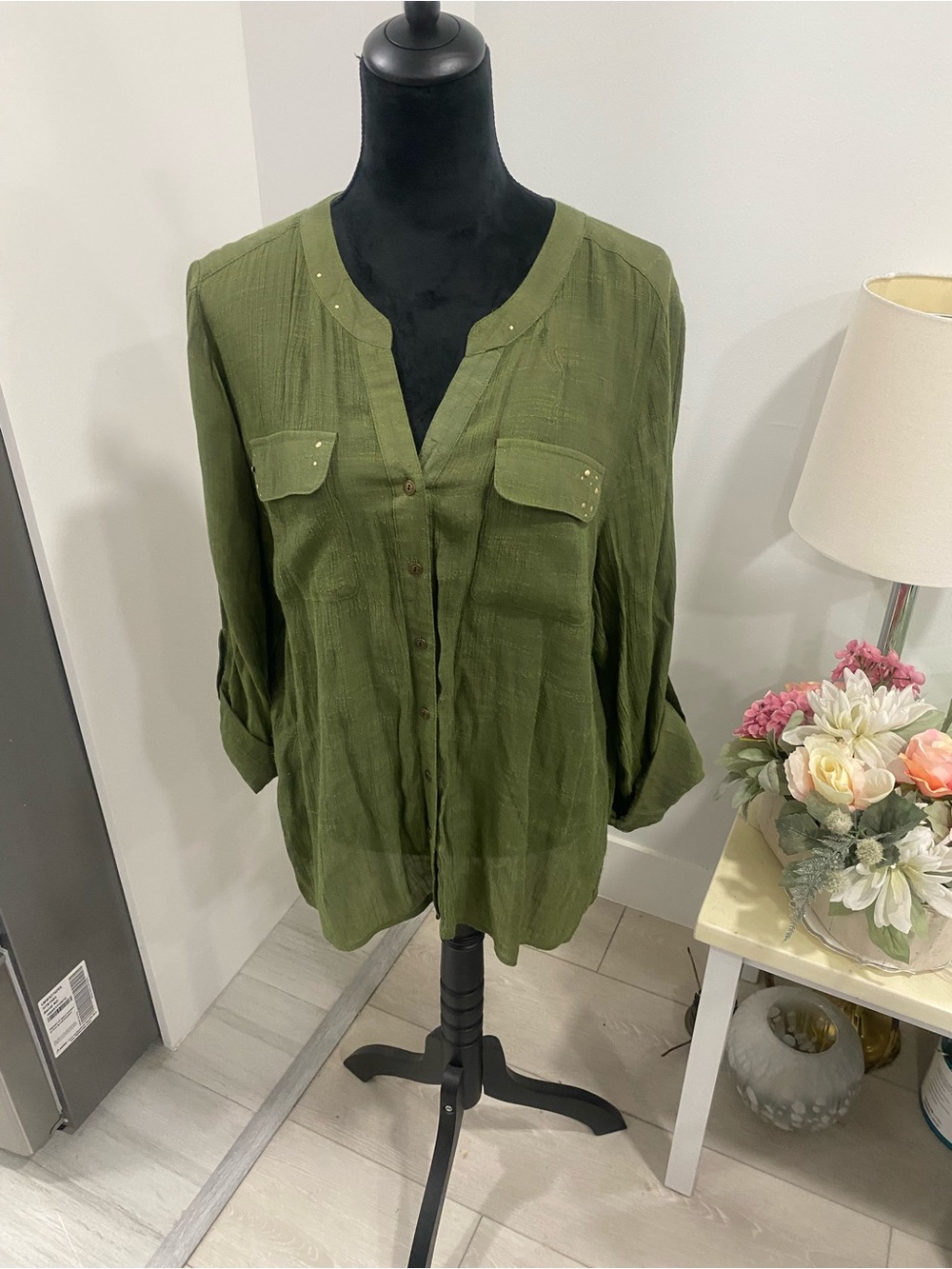 NY Collection Olive Green Button-Down Tunic Top